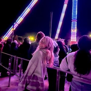 Meet your Posher, Olivia